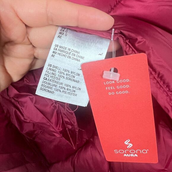 Charter Club‎ Women's Packable Hooded Puffer Vest Garnet Size L - Picture 6 of 9